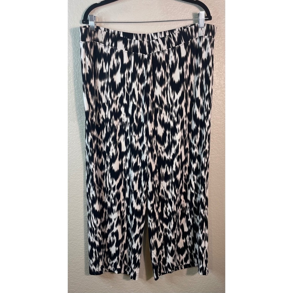 Chicos 3 US 16/18 Travelers Pants Black White Abstract Ikat Wide Leg Artsy Chic